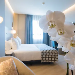 Hotel America